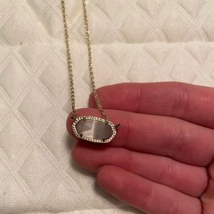 Kendra Scott necklace